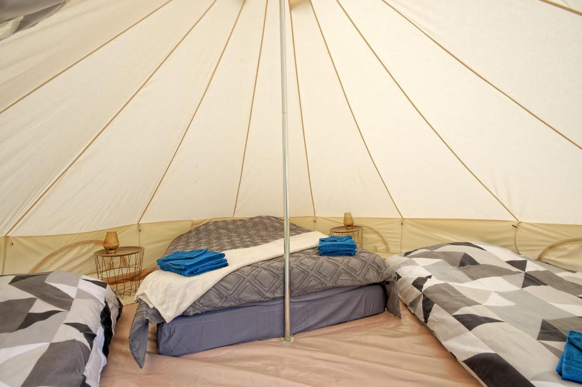 Hotel Tipi Experience L'Echappee Belle Saint-Maudez Zewnętrze zdjęcie
